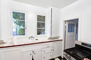 905 Sanborn Ave, Los Angeles, CA 90029 - Photo 20