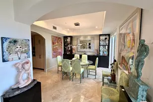137 S Spalding Dr, Beverly Hills, CA 90212 - Photo 16