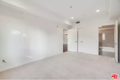 3328 Oakhurst Ave #110, Los Angeles, CA 90034 - Photo 8