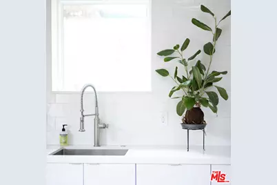 9051 Dicks St, West Hollywood, CA 90069 - Photo 62