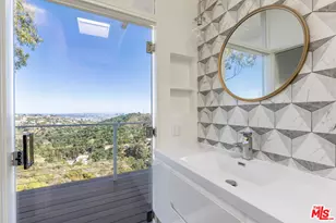 8656 Skyline Dr, Los Angeles, CA 90046 - Photo 14