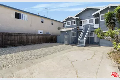 372 W 11th St, Los Angeles, CA 90015 - Photo 6