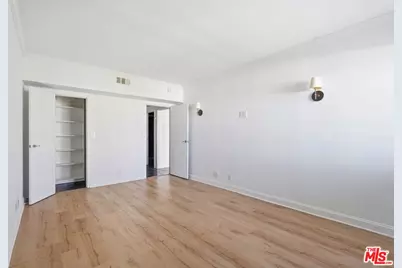 1131 Alta Loma Rd #326, West Hollywood, CA 90069 - Photo 28