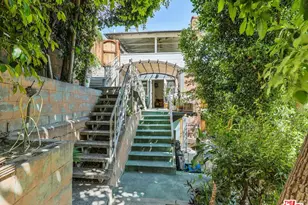 6921 Paseo Del Serra Dr, Los Angeles, CA 90068 - Photo 2