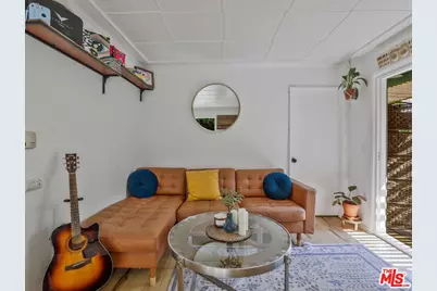 6921 Paseo Del Serra Dr, Los Angeles, CA 90068 - Photo 6