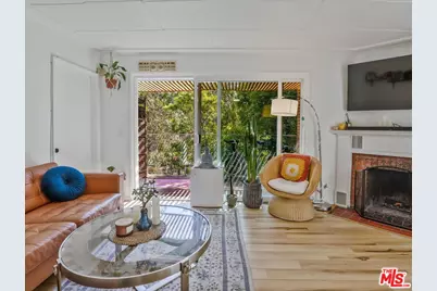 6921 Paseo Del Serra Dr, Los Angeles, CA 90068 - Photo 8