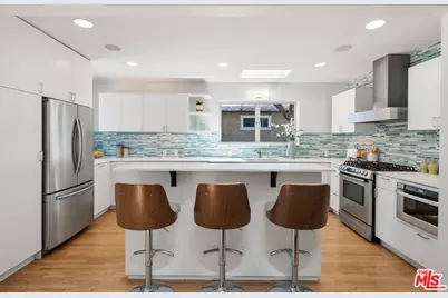 11907 Atlantic Ave, Los Angeles, CA 90066 - Photo 6