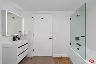 4506 Dockweiler St, Los Angeles, CA 90019 - Photo 4