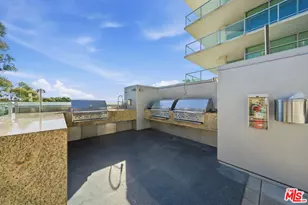 13700 Marina Pointe Dr, Venice, CA 90292 - Photo 34