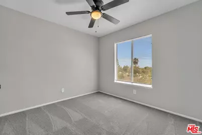 37328 Briarwood Ct, Palmdale, CA 93550 - Photo 18