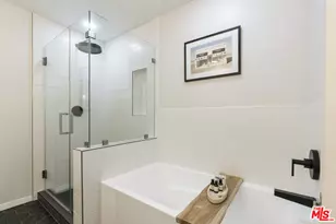 14560 Benefit St, Sherman Oaks, CA 91403 - Photo 22