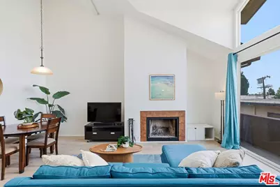 11918 Avon Way #6, Los Angeles, CA 90066 - Photo 8