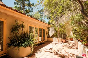 10055 Reevesbury Dr, Beverly Hills, CA 90210 - Photo 26