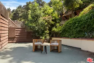 2030 Benedict Canyon Drive, Los Angeles, CA 90210 - Photo 8