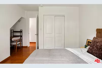 2030 Benedict Canyon Dr, Los Angeles, CA 90210 - Photo 22