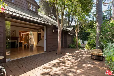 2030 Benedict Canyon Dr, Los Angeles, CA 90210 - Photo 4