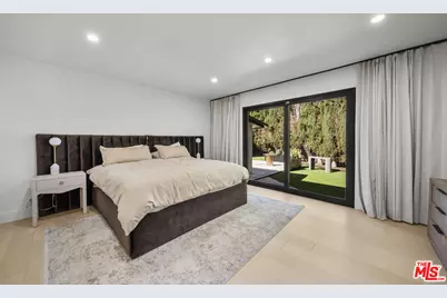 15431 Milbank St, Encino, CA 91436 - Photo 22