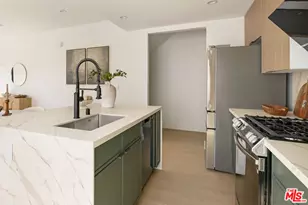 1294 S Citrus Ave, Los Angeles, CA 90019 - Photo 12