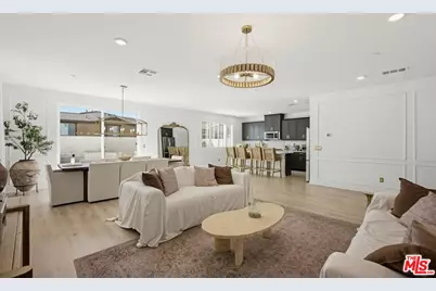 16763 Mistletoe Ln, Fontana, CA 92336 - Photo 12