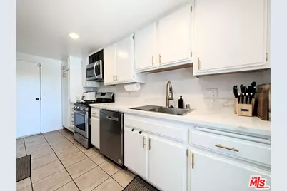 11826 Loma Dr #105, Whittier, CA 90604 - Photo 4