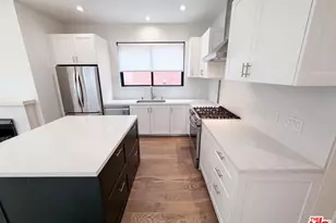 8723 Lookout Mountain Ave, Los Angeles, CA 90046 - Photo 2