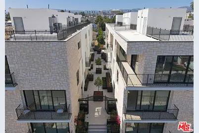11967 Mayfield Ave #108, Los Angeles, CA 90049 - Photo 54