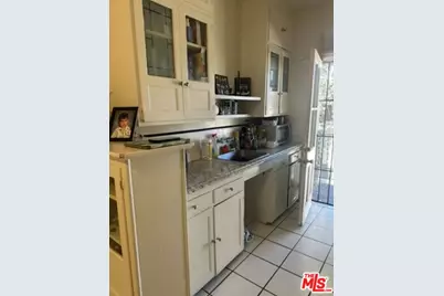 203 Jones St, Modesto, CA 95354 - Photo 2