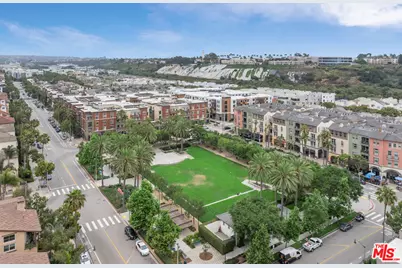 13075 Pacific Promenade #217, Playa Vista, CA 90094 - Photo 30