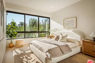 10551 Wilshire Blvd, Los Angeles, CA 90024 - Photo 12