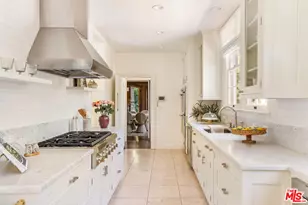 612 Lorraine Blvd, Los Angeles, CA 90005 - Photo 18