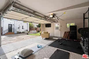 607 W 111th Pl, Los Angeles, CA 90044 - Photo 40