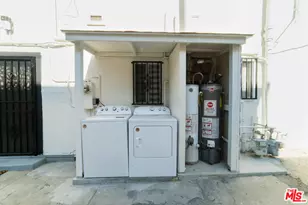 523 S Wilton Pl, Los Angeles, CA 90020 - Photo 28