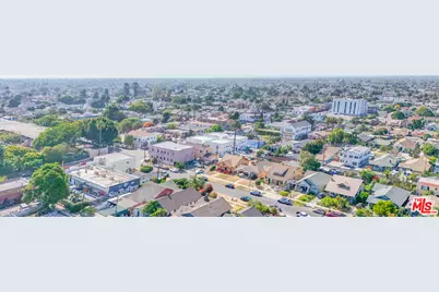 4328 Brighton Ave, Los Angeles, CA 90062 - Photo 32