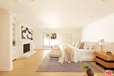 1132 Chantilly Rd, Los Angeles, CA 90077 - Photo 10