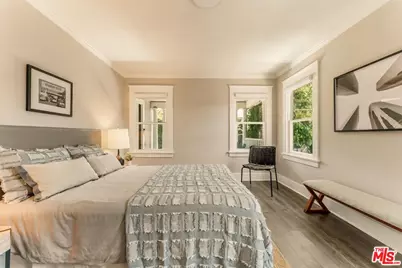 6607 De Longpre Ave, Los Angeles, CA 90028 - Photo 12