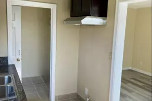 1012 N Willow Ave, Compton, CA 90221 - Photo 4