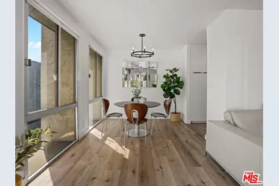 800 W 1st St #905, Los Angeles, CA 90012 - Photo 8
