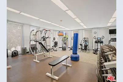 800 W 1st St #905, Los Angeles, CA 90012 - Photo 38