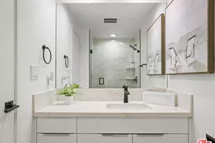 800 W 1st St, Los Angeles, CA 90012 - Photo 22