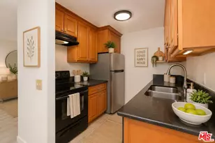 20930 Parthenia St, Los Angeles, CA 91304 - Photo 6