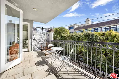 11952 Montana Ave #303, Los Angeles, CA 90049 - Photo 4