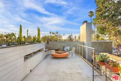 927 Amoroso, Venice, CA 90291 - Photo 38