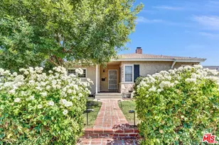 19803 Bassett St, Los Angeles, CA 91306 - Photo 2
