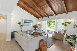 23023 Gainford St, Los Angeles, CA 91364 - Photo 12