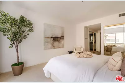 11855 Goshen Ave #104, Los Angeles, CA 90049 - Photo 26