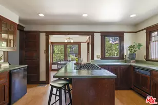2093 W 28th St, Los Angeles, CA 90018 - Photo 18