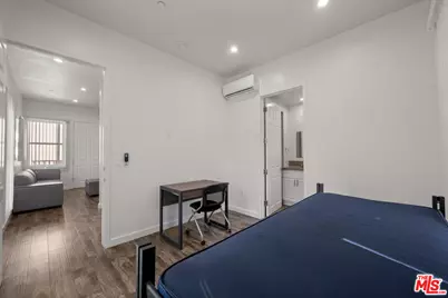 2647 Ellendale Pl, Los Angeles, CA 90007 - Photo 8