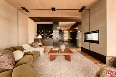 1155 S Grand Ave #Ph 104, Los Angeles, CA 90015 - Photo 2
