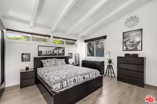 19805 Hamlin St, Woodland Hills, CA 91367 - Photo 20