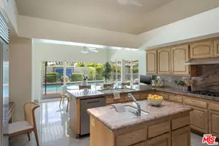 9550 White Oak Ave, Los Angeles, CA 91325 - Photo 12